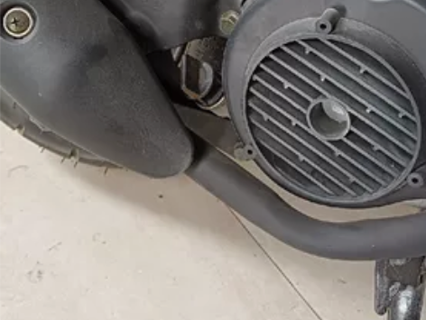 全新坤豪仿巧格电喷国四踏板摩托车,现在便宜...