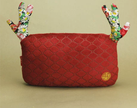 问童子一鹿平安头枕汽车头枕颈枕车用靠枕座椅...