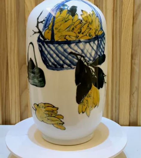 青花釉下五彩写意花鸟棒槌瓶，景德镇纯手工手...