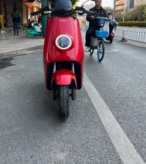 95新N1s都市版，小牛电动车 昆明牌照！...