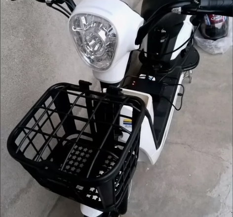 跳楼大甩卖,二手电瓶车亏本处理,300多辆...