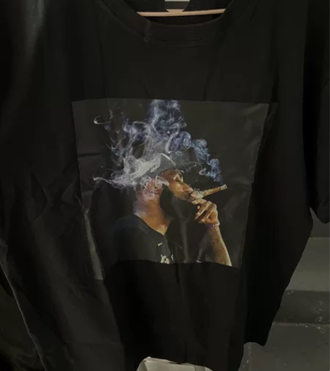 詹姆斯夺冠霸气雪茄庆祝纪念t恤 感兴趣的话...