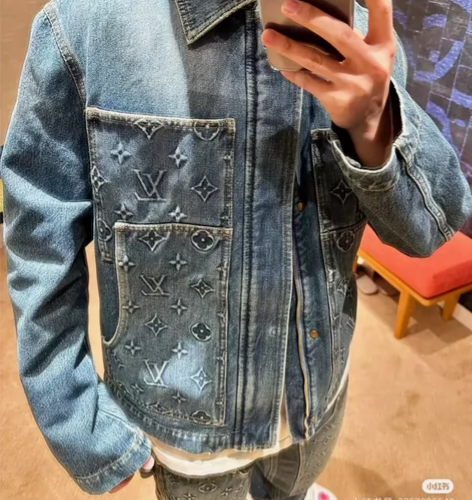 LOUIS VUITTON 路易威登 浮雕...