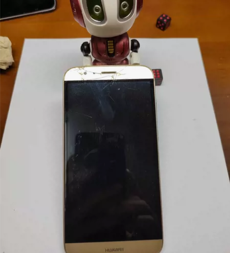 华为麦芒   屏幕碎了  屏幕中间触屏不好...