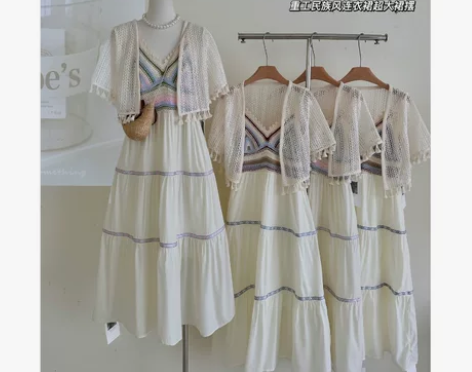 高级感法式温柔吊带连衣裙女夏季海边度假民族...