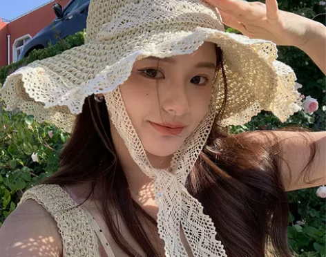 草帽ins系带镂空草编帽女夏出游防晒沙滩海...