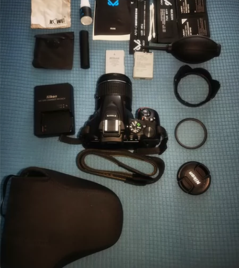 自用单反相机。尼康D5600 +18-55...