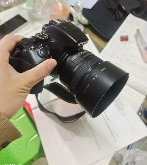 尼康d3500+尼康501.8g镜头！ 大...