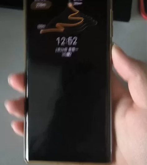 中兴Axon 40 Ultra 12+51...