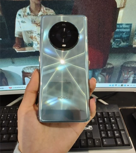 96新   荣耀Magic 4   8+256G    瓷...