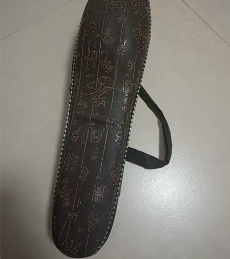 出葫芦丝，只使用了几次，挺新的，可自提也可...