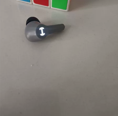 漫步者gt4 蓝牙耳机 右耳，8新 45毫...