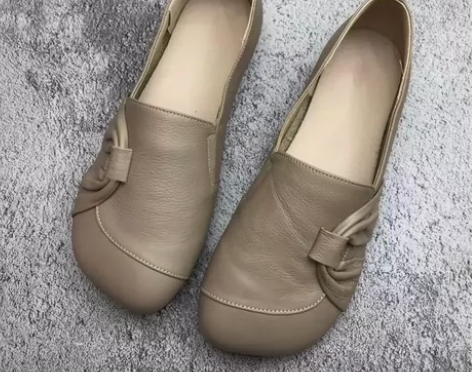 大码女鞋胖脚宽肥真软皮一脚蹬单鞋舒适软底防...