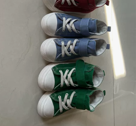 二手日代匡威超轻，穿过三四次，19码只有绿...