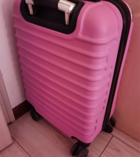 拉杆箱，全新，单位年会的礼物， 宽35.高...