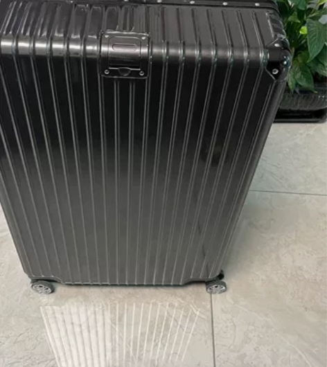 网易严选28寸行李箱 出国用过一次可以送行...