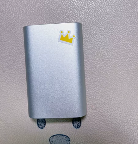 小米，充电宝，九成新 PS：银色，1000...