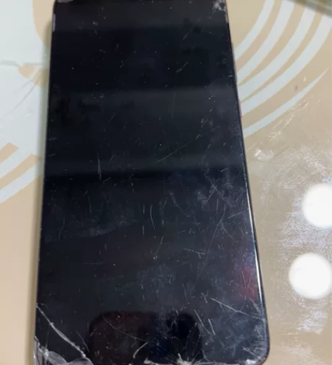 闲置手机 感兴趣的话点“我想要”和我私聊吧...