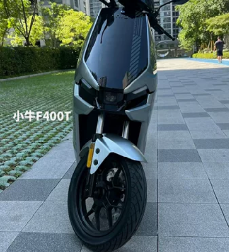 小牛电动车F400T锂电版，才开了600公...