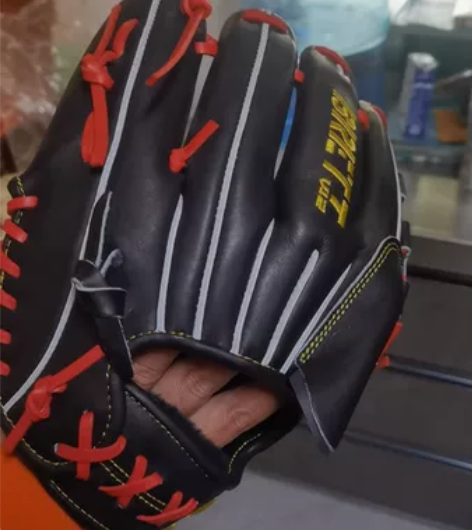 BRETT职业级硬式和牛皮棒垒球手套定制。...