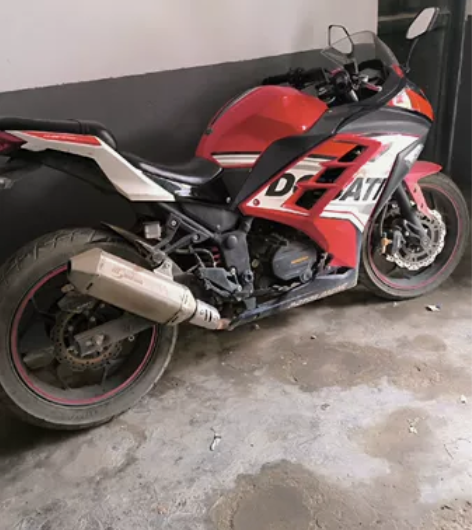 这车不经常使用，车况良好，有需要的可以找我...