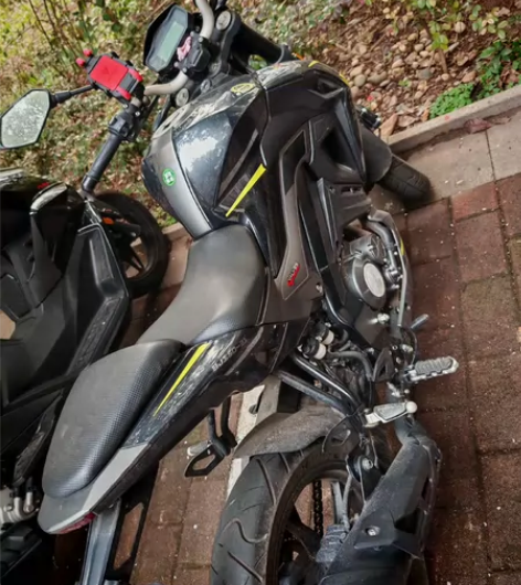 22年12月底 贝纳利小迅龙150s 行驶...