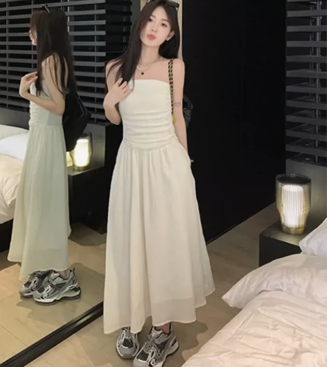 抹胸连衣裙女夏季2023新款法式小众高级感...