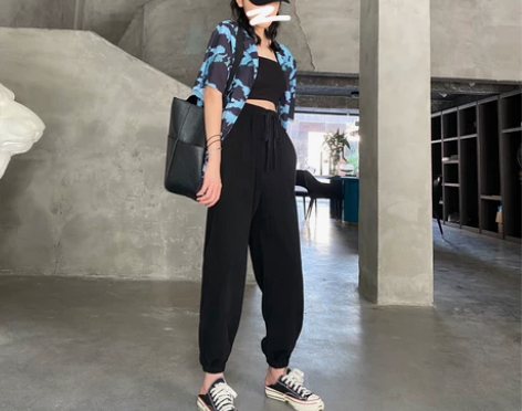 ?黑色运动裤女宽松束脚裤子秋冬新款显瘦百搭...