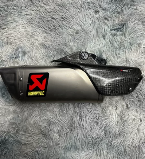 雅马哈R1正品天蝎排气尾段，成色如图，价格...