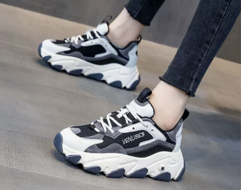 鞋子2021年新款女秋冬老爹鞋加绒百搭运动...