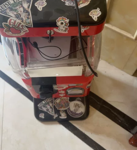 扭蛋机，买来就玩过几次，现闲置在家，附近自...