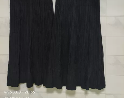 大码女装毛线裙子2023新款秋季洋气显瘦黑...