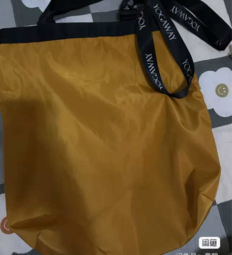 男女皆可斜挎托特包 瑜伽健身包 大容量 女...