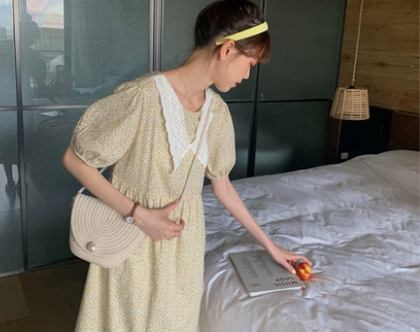 陆小团团 复古田园风浪漫少女感钩花领碎花裙...