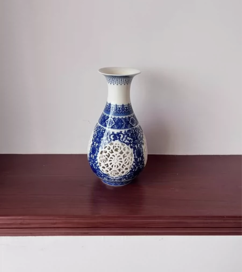 景德镇花瓶一个 同城送货上门自提 售出后不...