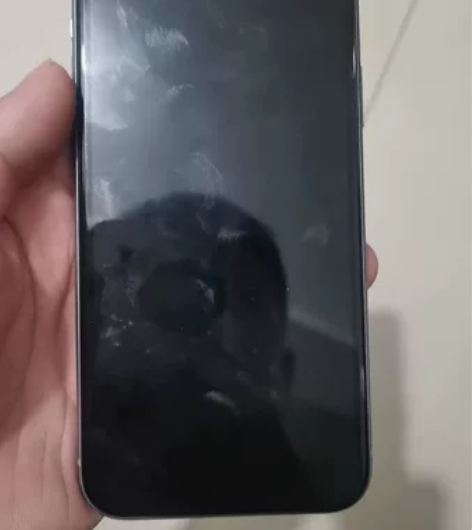 苹果11手机 紫色、换了屏幕、其它全原、义...