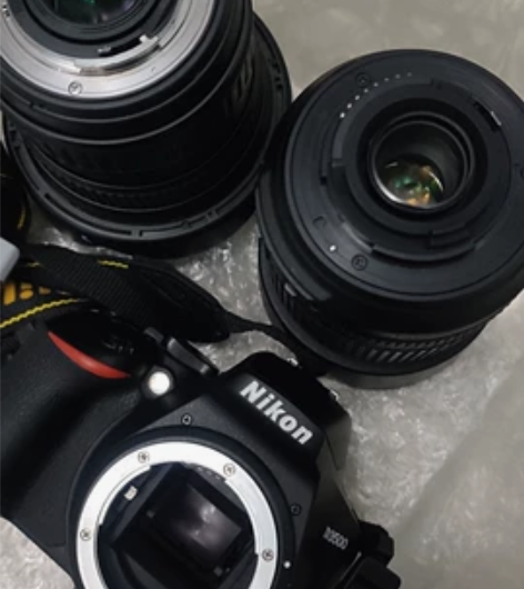 尼康D3500套机18~105 f3.5~...