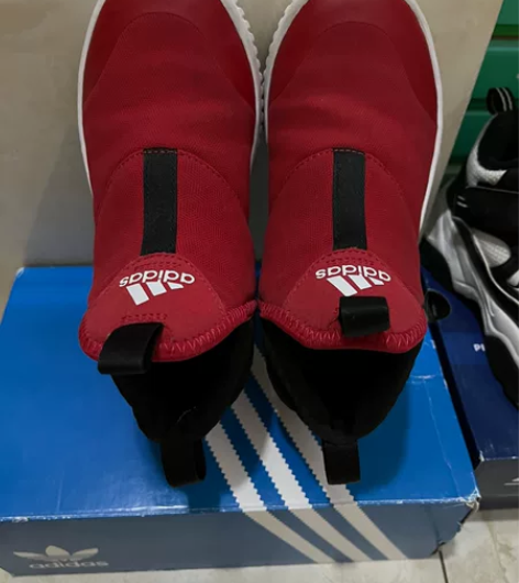 阿迪加绒运动鞋 13k，适合190内不胖的...