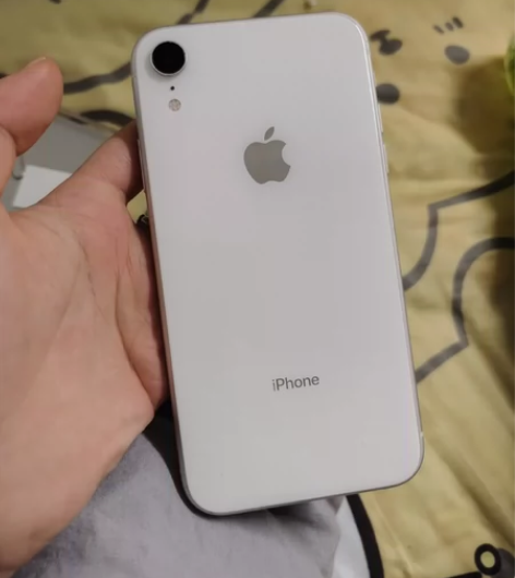 xr  128  白   全绿 国行 无拆...