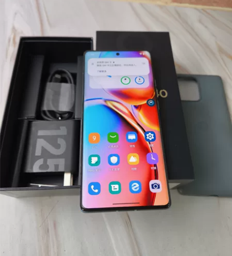 成色新摩托罗拉X40蓝色12+256G拍照...