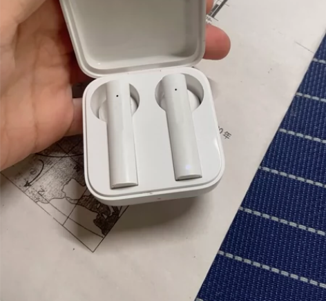 小米air2se耳机，包装在，功能完好 小...