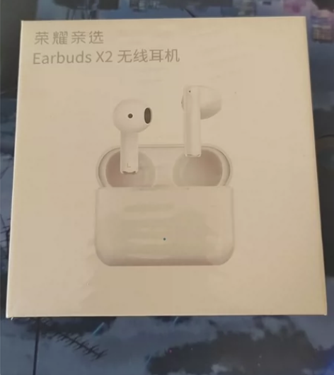荣耀亲选 Earbuds X2 耳机一共两...