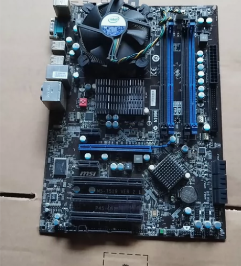 拆机微星主板P43T－C51  MS－75...
