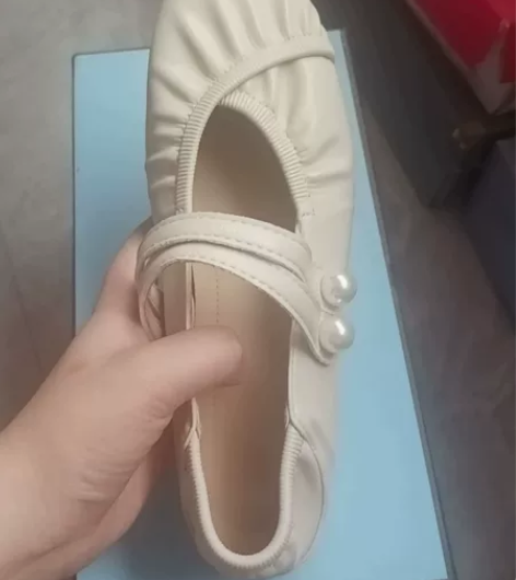 出全新真皮37码小单鞋玛丽珍鞋，实物比图片...