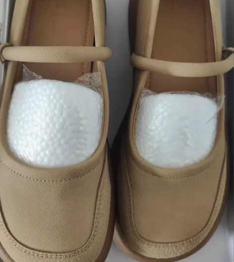 断码清仓出售玛丽珍小单鞋真皮材质 软底软面...