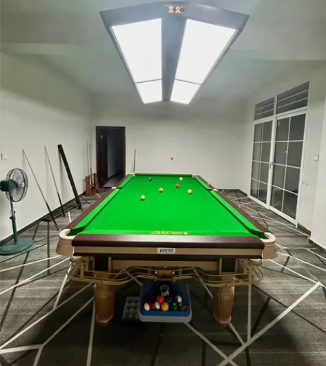 【工厂搬迁】低价清仓处理一批顶配版乔款台球...