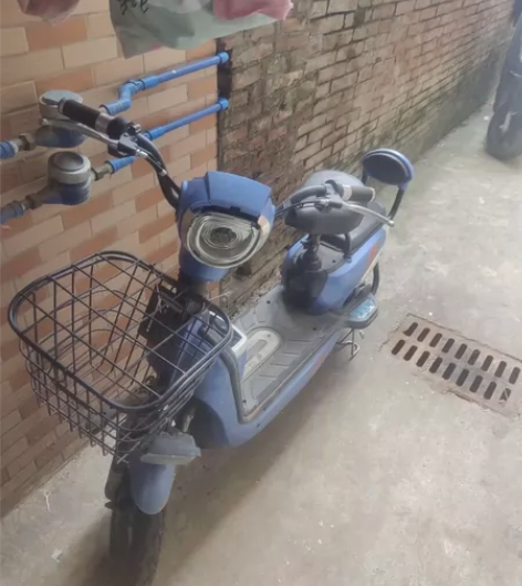 大灯有加装！能跑20公里左右！江高镇自提！...