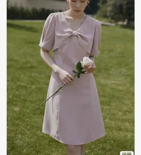 充满春天优雅法式气息的连衣裙！我皮肤黑很突...