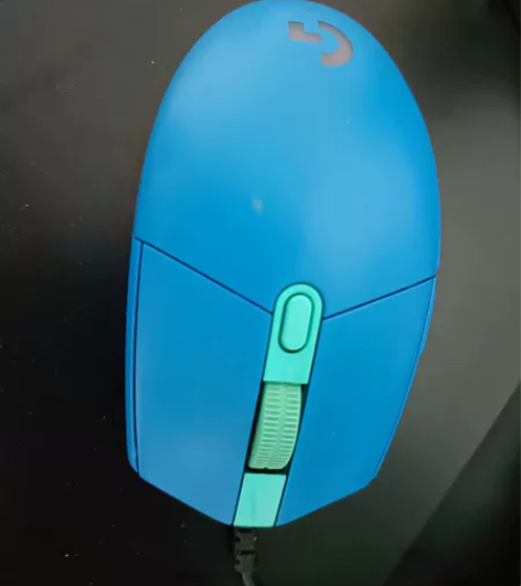 自用罗技g102，用一年，非偏远包邮 感兴...