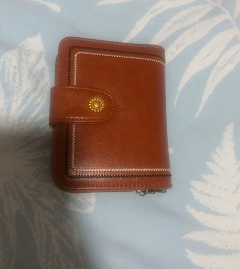 全新纯皮卡包钱包 感兴趣的话点“我想要”和...